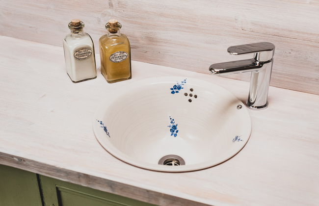 Handmade single bowl basins